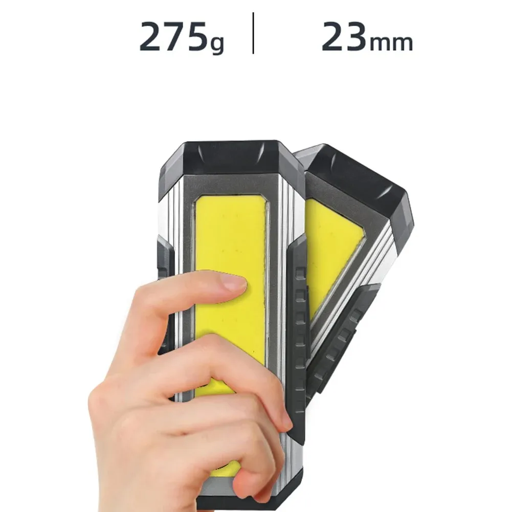La torcia a LED con lampada da campeggio magnetica può essere utilizzata come lampada di ricarica di tipo C per attrezzature da esterno di manutenzione automobilistica