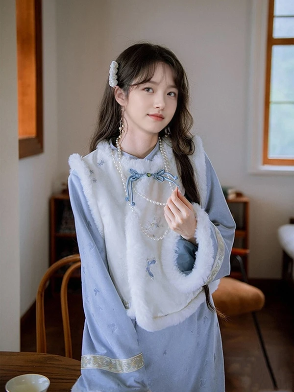 

Retro New Chinese Sle Embroidered Satin Blue Floral Pred Flower Vest Set Women's Faion Warm Thi Winter Outfit