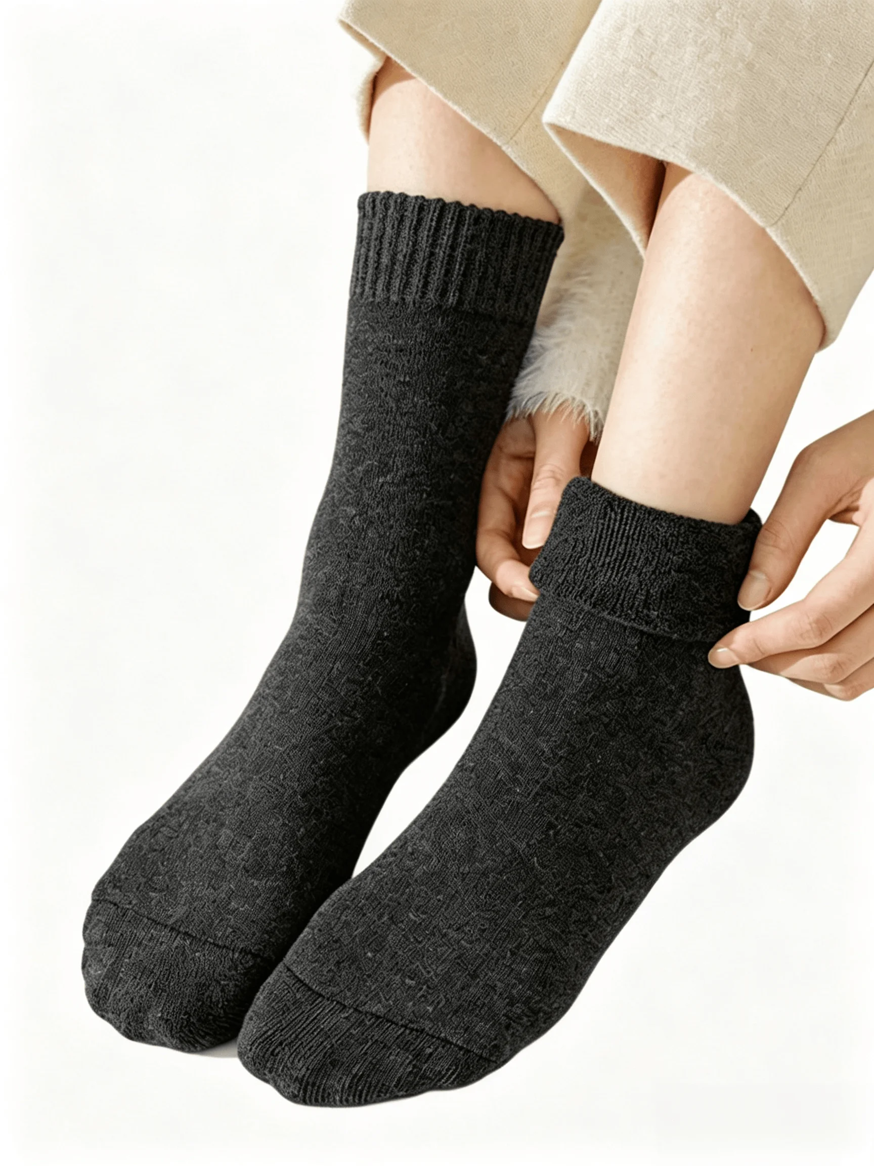 10 Pairs of Men's Mid-Calf Socks Cotton Socks for All Seasons, Solid Color and Versatile