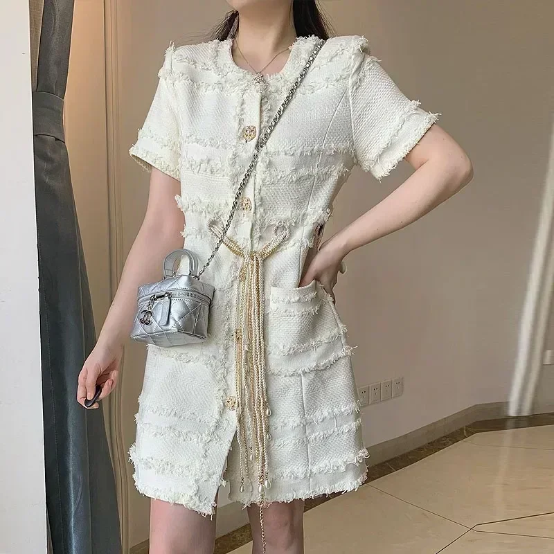 High Quality Fall Winter Fashion Women 2024 Cashmere Braid Tweed Button Pocket Pearls Chains Tassel Spliced Elegently Mini Dress