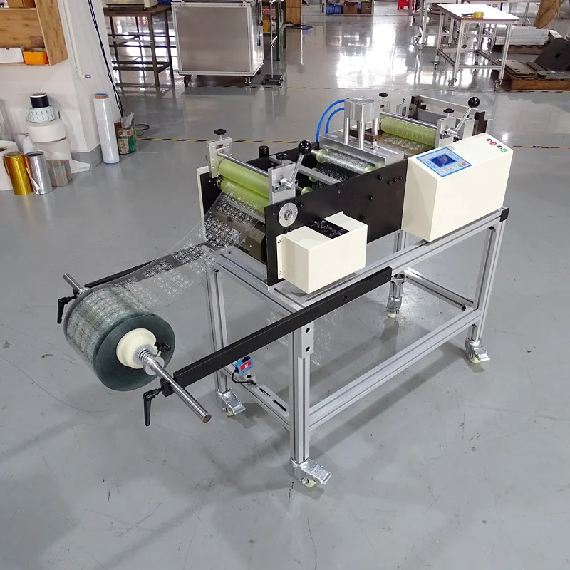 Fully Automatic Paper Unwinding Cutting Machine/Plastic Film Punching Machine/Roll to Sheet Cutting and Punching Machine