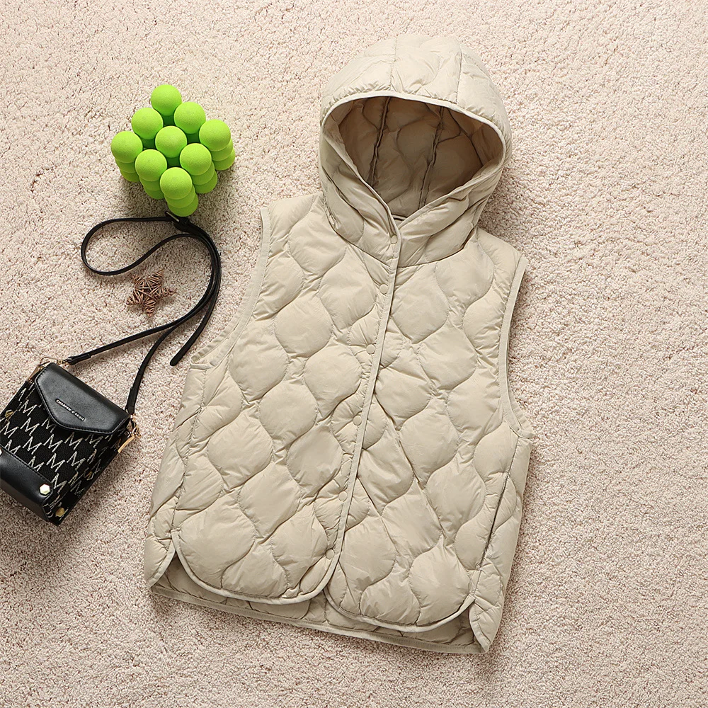Fashion Lightweight Hooded Down Vest Woman Short Slim Fit Warm Winter Puffer Waistcoat Women Gilet Single Breasted VT-335