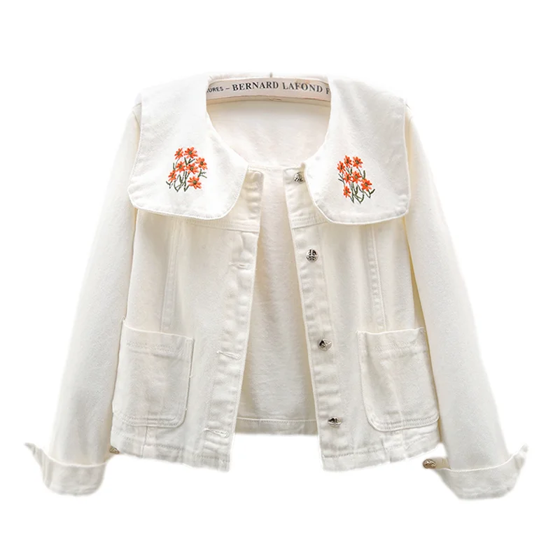 Spring Fashion Beige Embroidery Peter Pan Collar Denim Jacket Women Slim Short Cowboy Outerwear Big Pocket Jeans Jacket Female