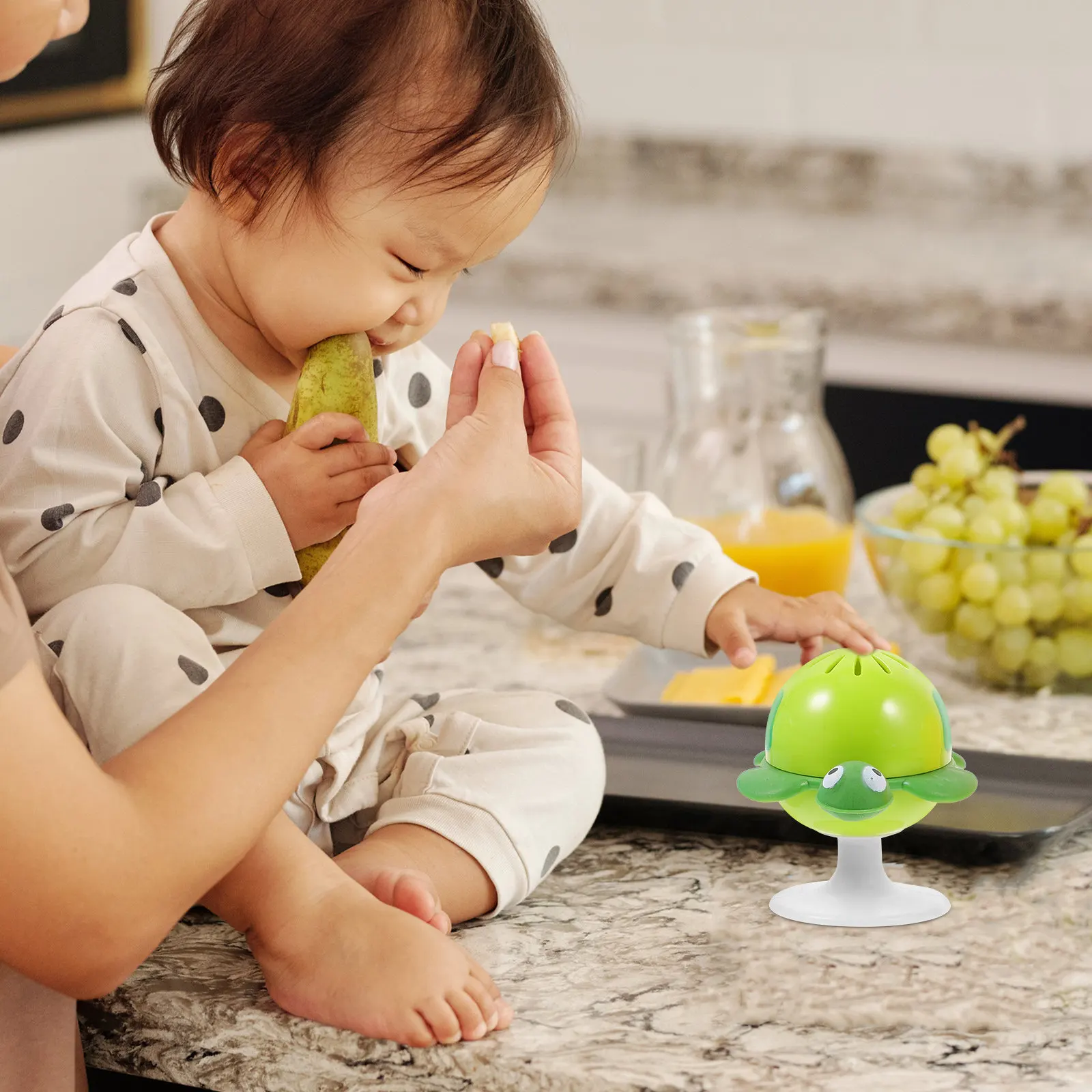 conjunto-de-3-chocalhos-de-alimentacao-para-bebes-serie-oceano-com-ventosas-e-sino-de-mao-para-educacao-precoce-e-reconhecimento-de-cores