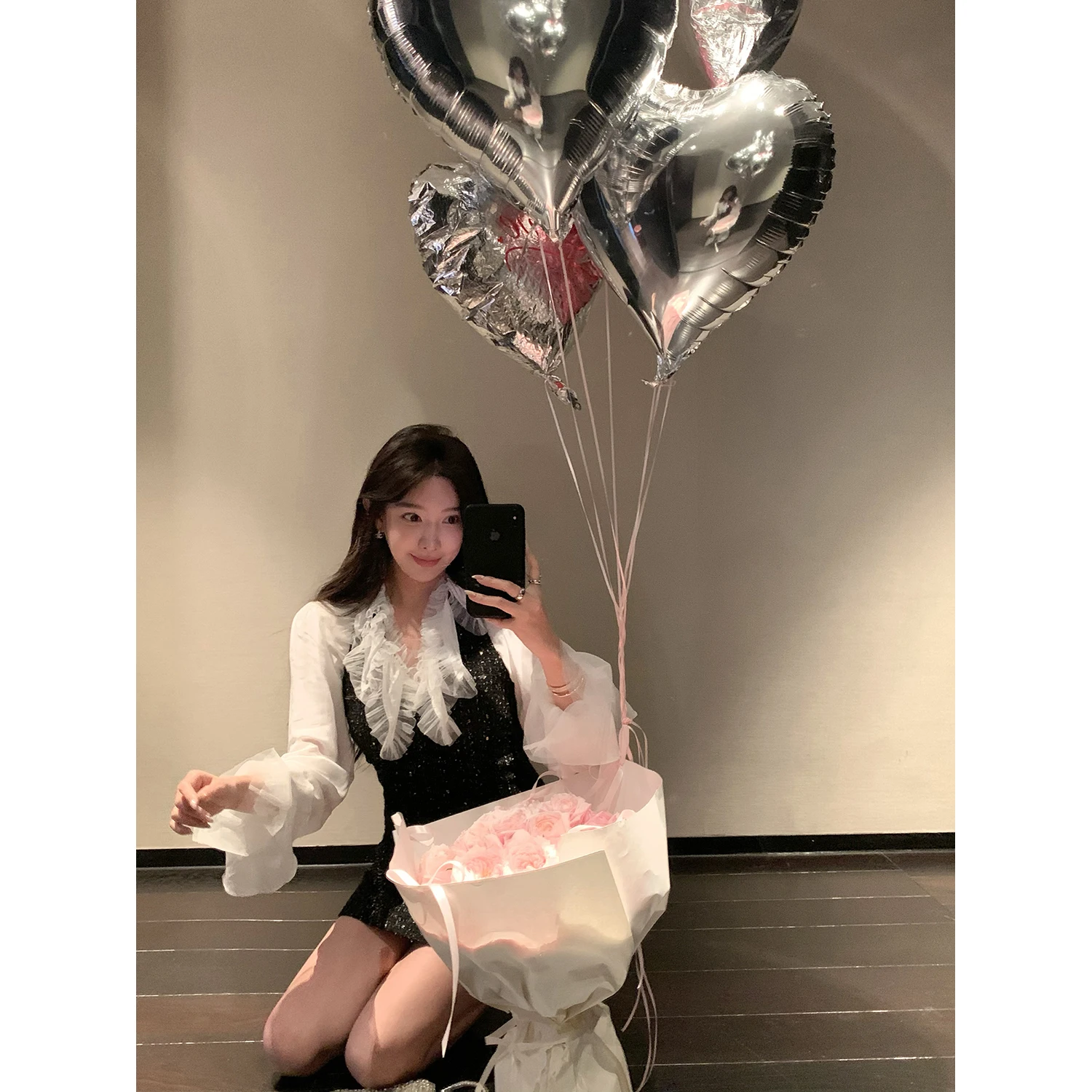 

Комплект iwei Qian Yueguang Walz Bla Diamond Little France Sle Dr Heavy Work Net: длинный рукав, V-образный вырез, зимний модный комплект