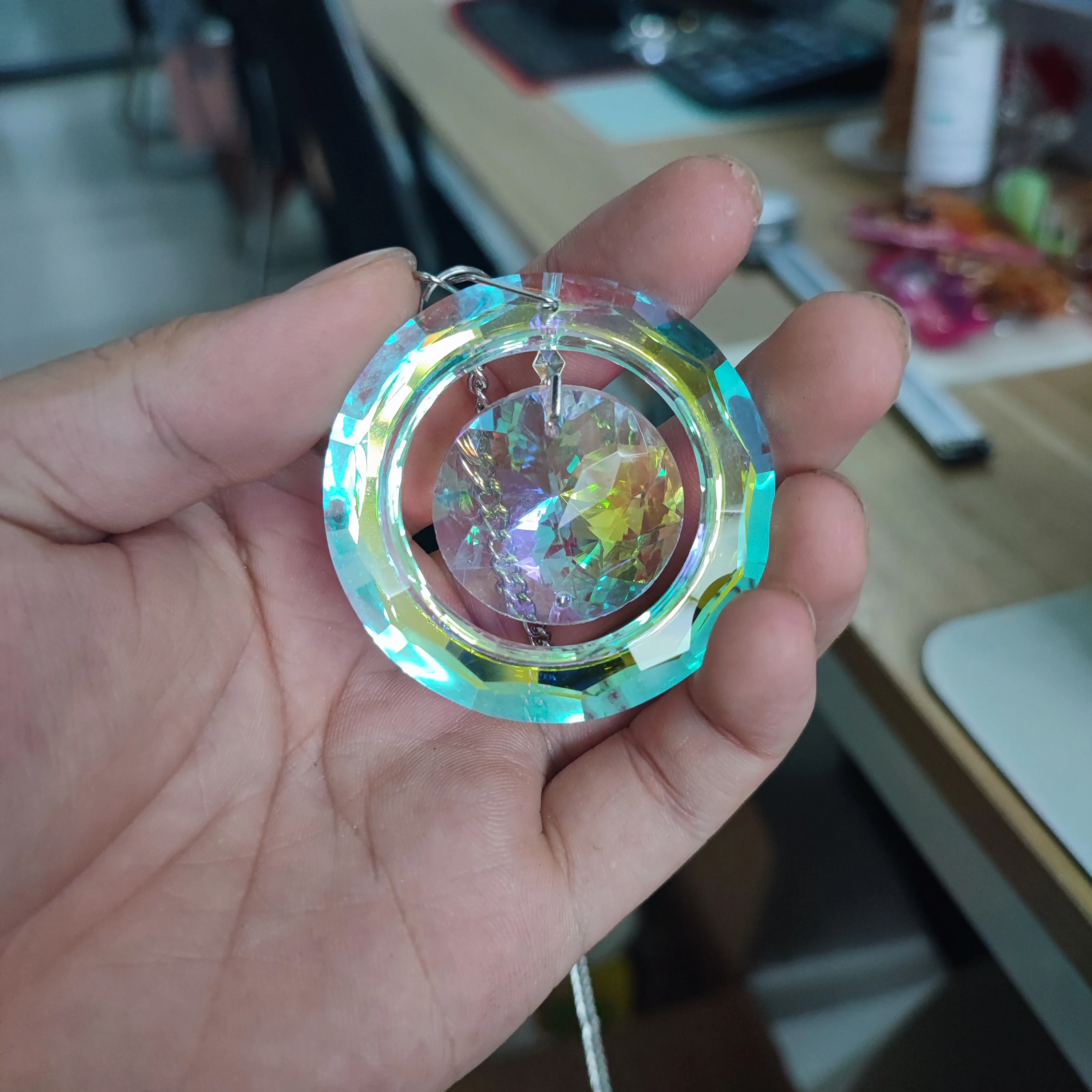 

AB Color Circular Sun Catcher Pendant - Rainbow Window Edge Decoration, Hanging Prism for Garden, Home Decor No Drill Needed