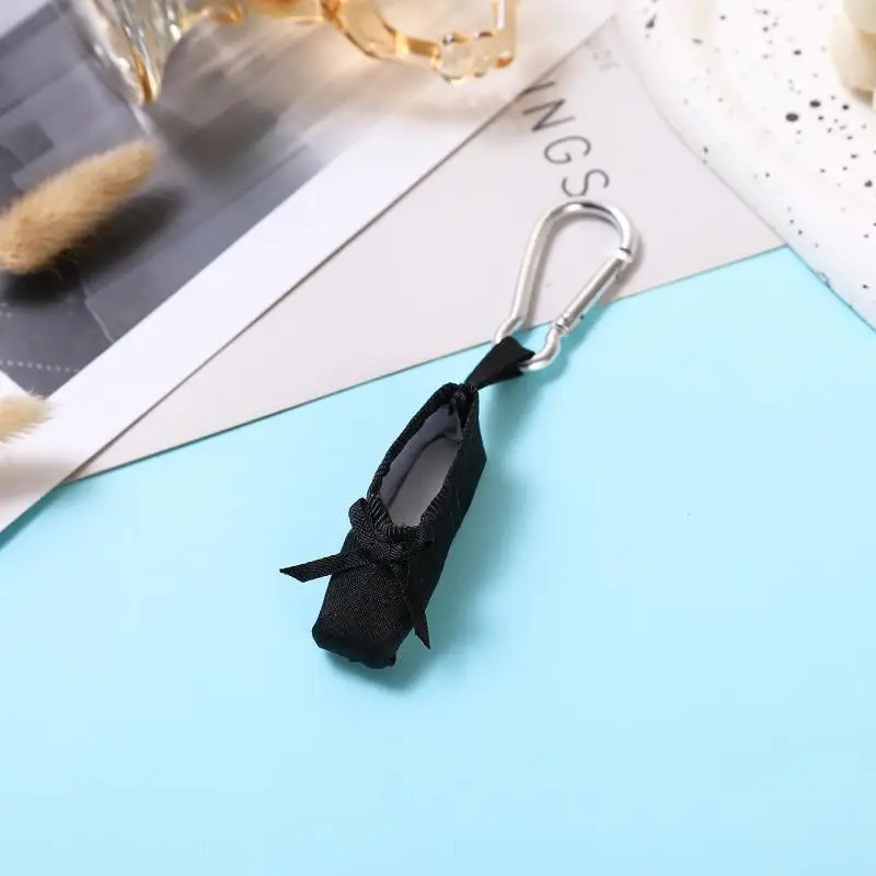 Mini-Satin-Spitzenschuh-Schlüsselanhänger, niedlicher tragbarer Schuhanhänger für Balletttänzer, Taschenanhänger, Weihnachtsgeschenk – Detail 5