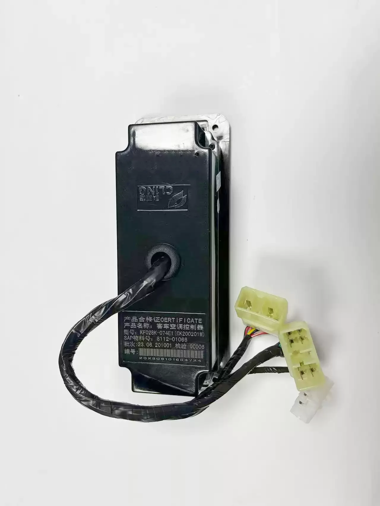 Air conditioning panel is suitable for bus and bus CMB parts controller 8112-01066 KFD28K-074E1