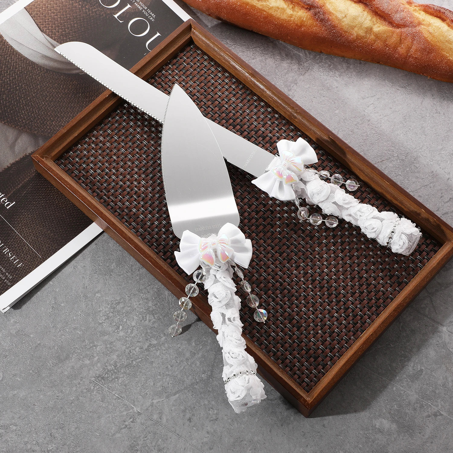 

Western-style wedding rose-edged pearl bow decorative tableware