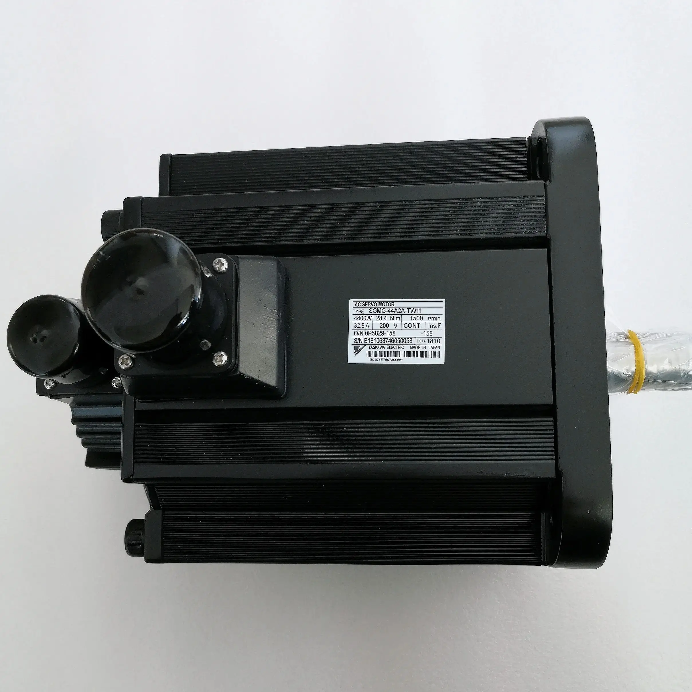 SGMG-44A2A-TW11 Brand new Servo motor SGMG 44A2A TW11，Fast shipping