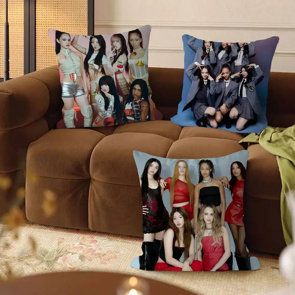 C-مجموعة K-KATSEYE كيس وسادة لغرفة النوم وغطاء وسادة مزخرف مع غطاء وسادة ناعم بسحاب