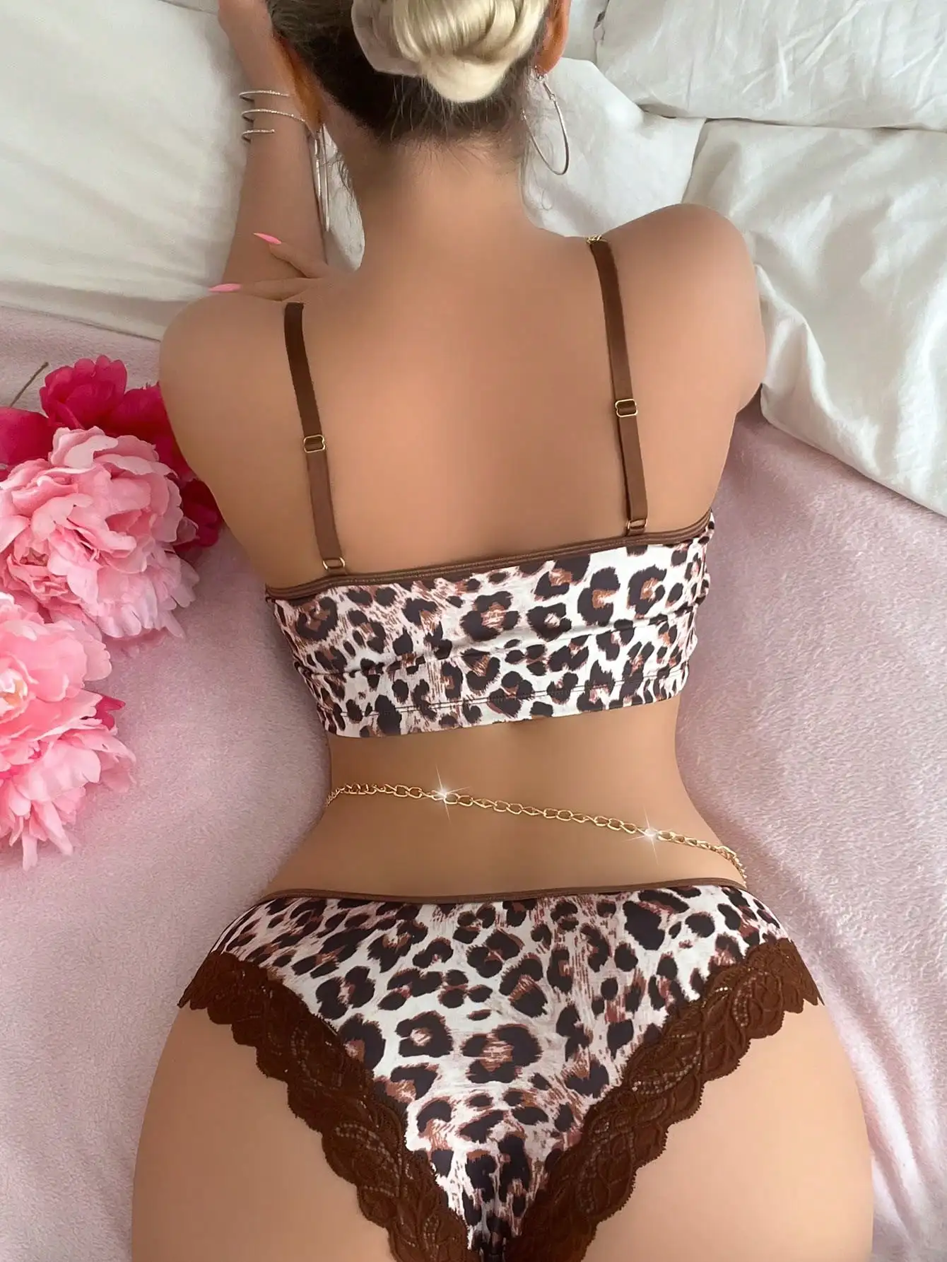 ملابس داخلية من Ellolace-Leopard مع حزام سلسلة للنساء ، ملابس داخلية بدون خياطة من الدانتيل ، طقم منزلي مريح ، ملابس مثيرة ، أطقم قصيرة ، موضة