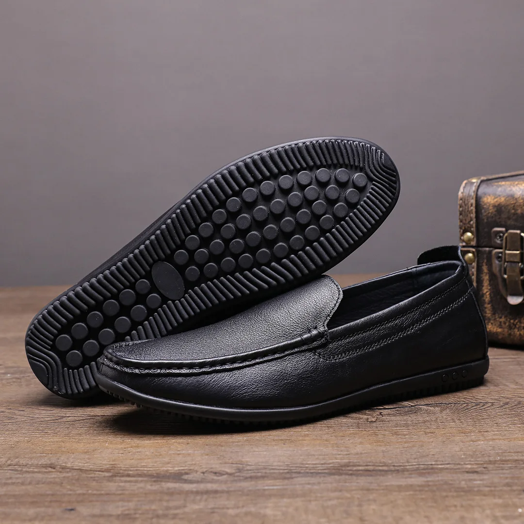 

Новые мужские туфли из натуральной кожи на мягкой подошве для вождения, прогулок и отдыха