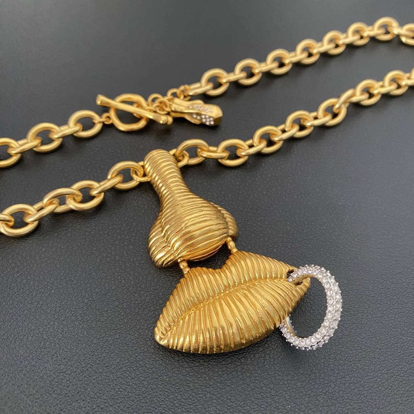 2026 Europe America Top Quality Brass Gold Plated Five Feature Necklace Woman Luxury Jewelry