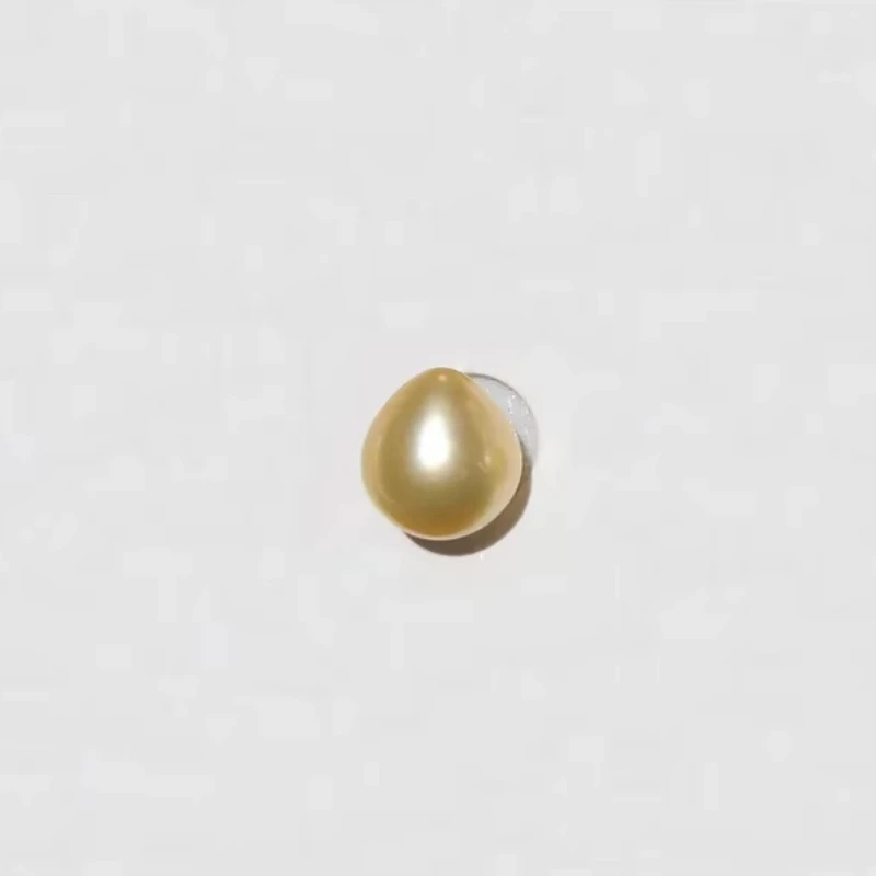Prawdziwa złota perełka hodowlana 9.5x11mm/luźna perła/niewiercona