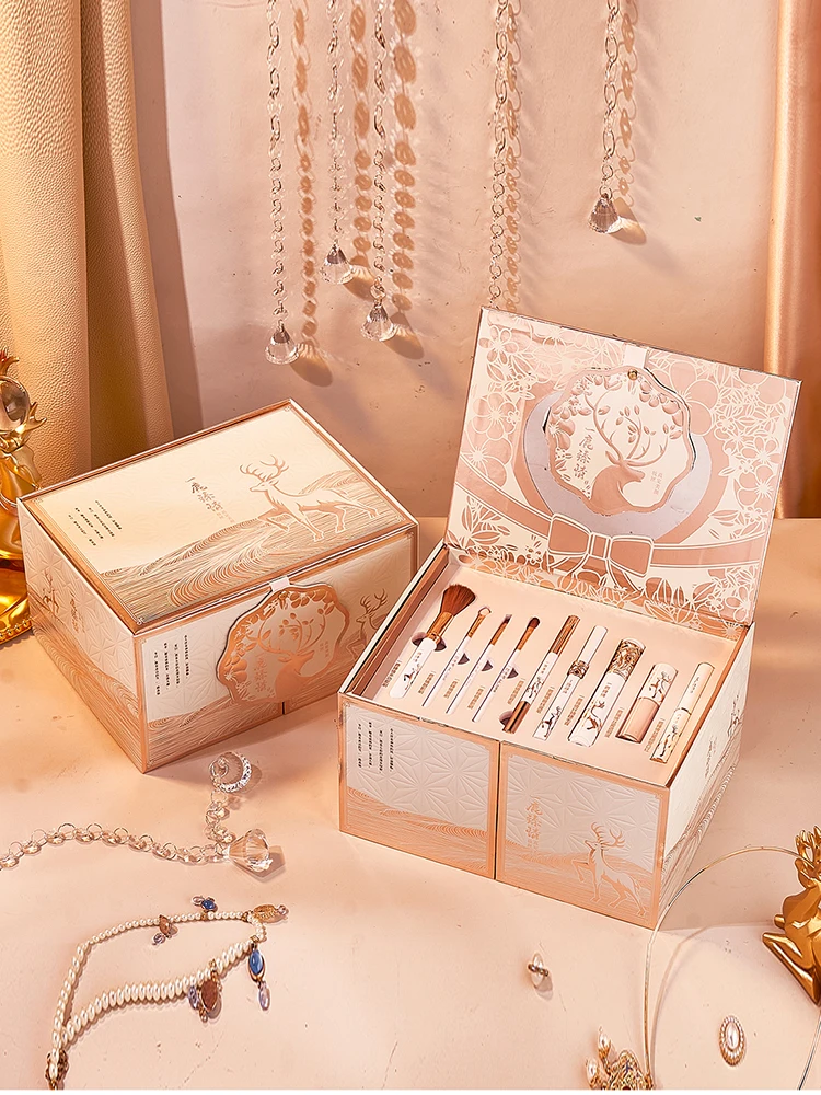 Perfect Deer Has Your Diary, A Beauty Kit, Lipstick Set, Big-name High-end Cosmetic , Makeup Gift Box.