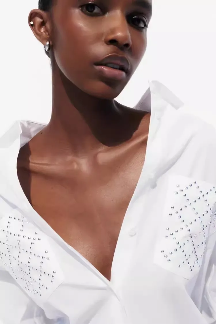 

Весна-лето 2024, универсальный свободный отложной воротник с асимметричным подолом и заклепками, украшенный шелковой смесью, длинный све для женщин...