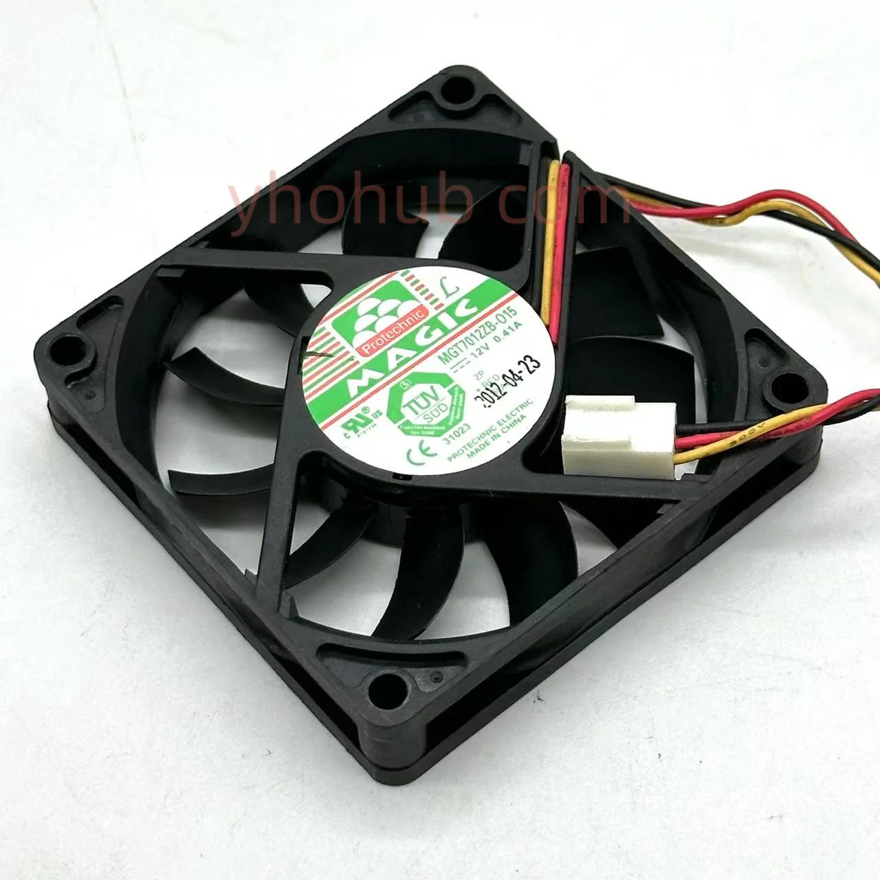 매직 MGT7012ZB-O15 DC 12V 0.41A, 70x70x15mm, 3 선