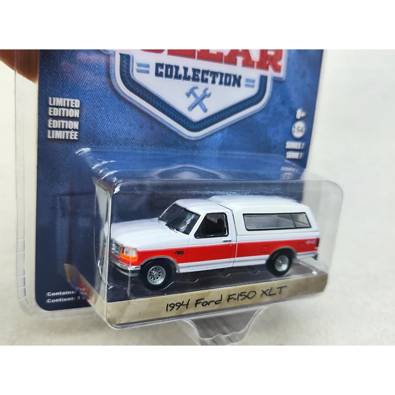 Greenlight 1:64 Blue Collar 1994 F-150 XLT Camper Shell Series Diecast Model Alloy Car Child Christmas Gift Ornaments