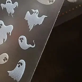 1 ورقة هالوين الأبيض رفرفة شبح ملصقات الأظافر للتقليم DIY سحر اليقطين ذاتية اللصق النساء المنزل DIY مسمار الشارات