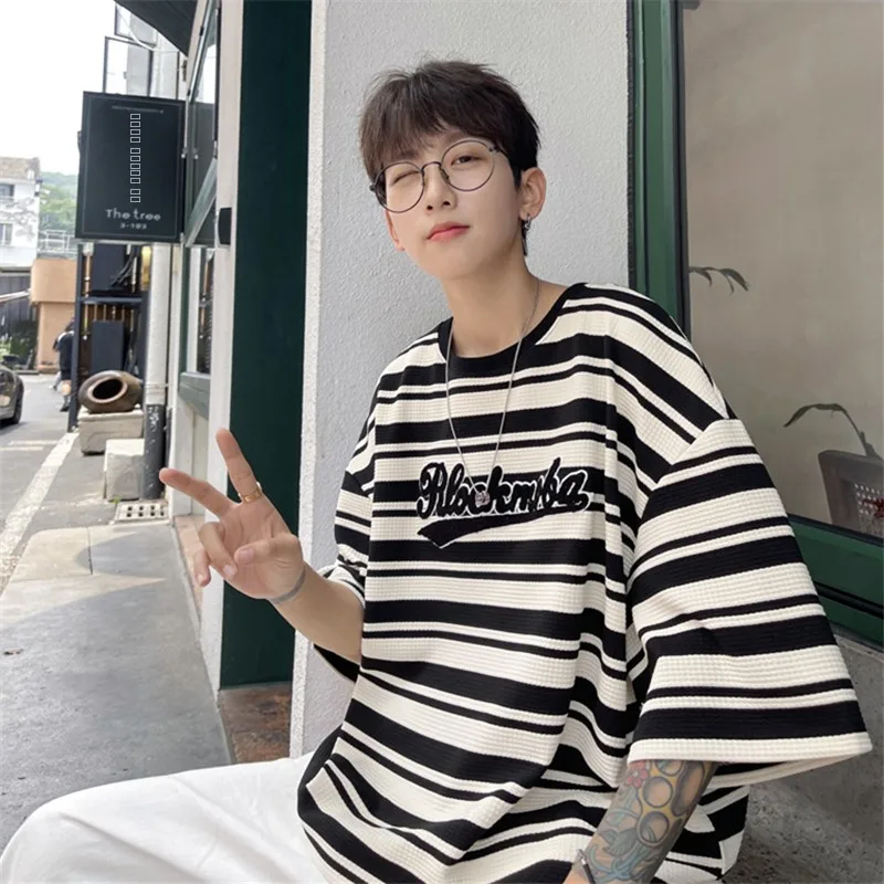 

Мужская футболка Heavyweight 320 г с дизайнерской вышивкой полосками, летняя, свободного кроя, с коротким рукавом, с вафельным узором