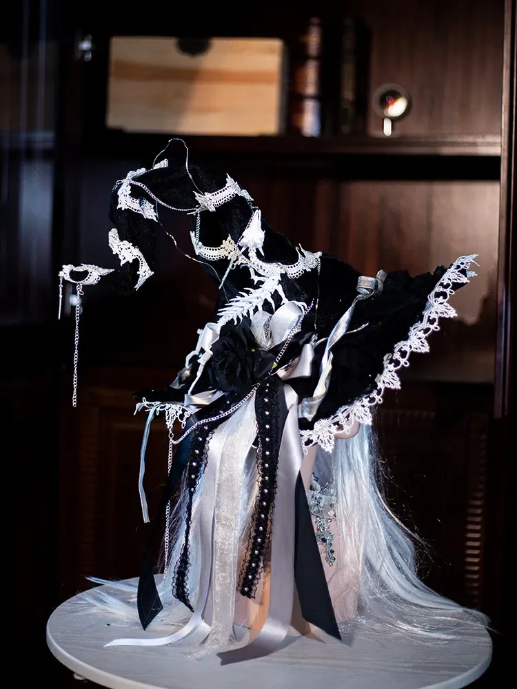 Halloween dark silver masquerade keel witch witch witch hat