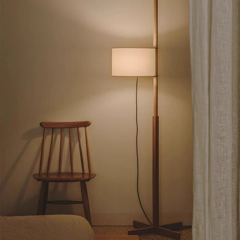 Walnut floor lamp antique living room study model room solid wood can be adjusted.