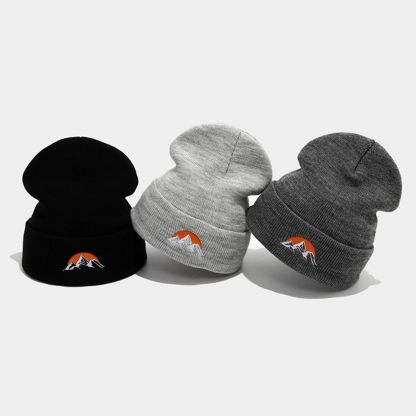 Outdoor Sports Warm Knitted Hat for Men and Women New Peak and Sun Woolen Skullies Cap Pullover Cap Ski Bonnet