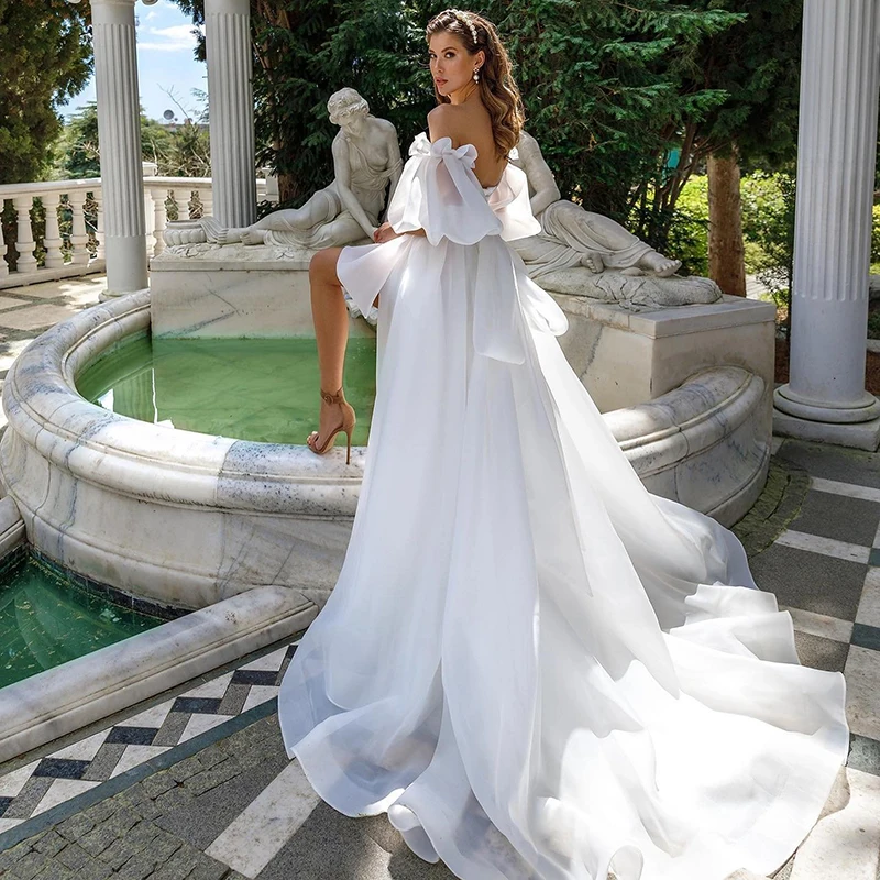 Abiti da sposa moderni da spiaggia a-line abito con maniche a sbuffo a cuore Sweep Train abiti da sera da sera con spacco alto dimensioni personalizzate