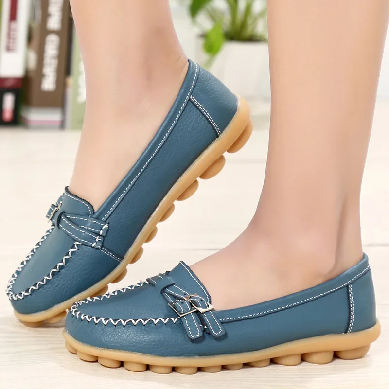 New Autumn Adult Version with Rubber Sole Soft Little White Shoe Slip-on Loafers with Pebble Shoes Women Leather Flat Nurse Shoe view 3