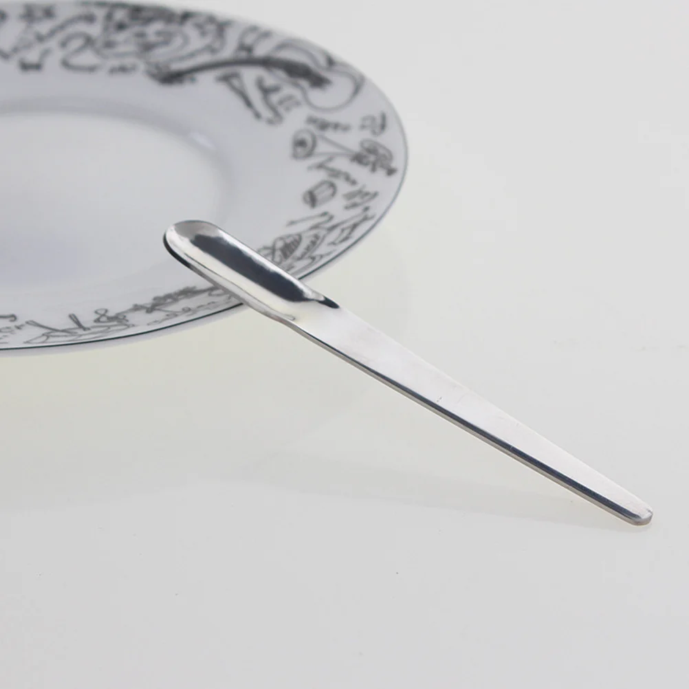 

4Pcs Mini Espresso Stainless Steel Spoons No Burrs Smooth Handle Convenient Grip Ideal for Coffee Tea Dessert Ice Cream Kitchen