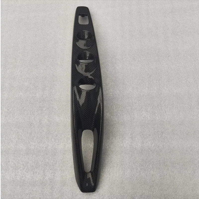 Misura per 812 2017-2020 Superfast Center Console Pannello di controllo della trasmissione in carbonio completamente a secco Ponte Copertura della console centrale