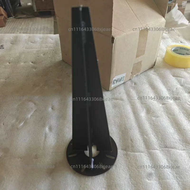 Ground inserts, nails, grass-proof ground cloth, barbs, green plants, black plastic greenhouses, plastic film, weeding gardening