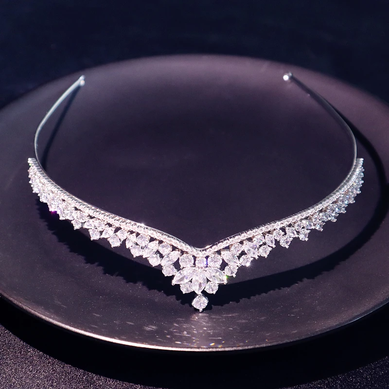 CC Shining Crown Women Hair Accessories Wedding Hairbands Engagement Hairwear Bridal Dress High Quality Crystal Tiaras Gift FO42