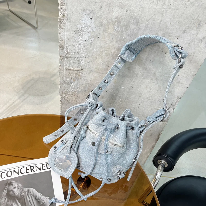 Luxury Brand Bucket Designer Denim Rivet Crossbody Bags for Women Handbags Fashion Shoulder Messenger Bags Ladies Small Totes