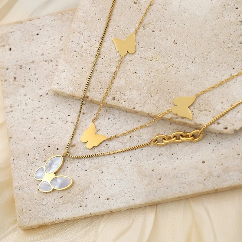 

Fashion Light Luxury 18k Gold Fritillary Butterfly Pendant Necklace Women's High-end Titanium Steel Double-layer Stacked Collarb