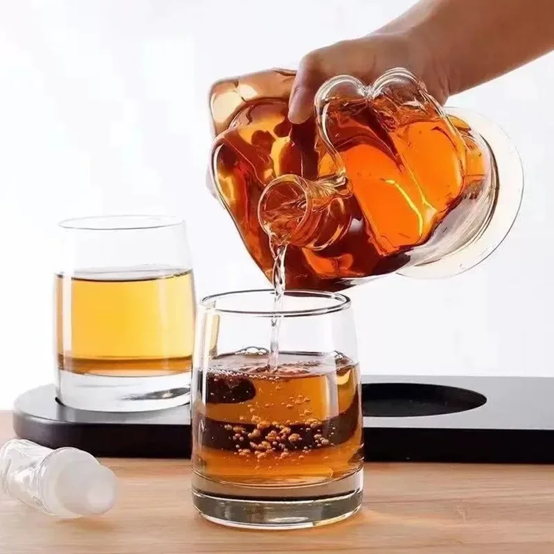 1000ml Unique Finger Shape Whiskey Decanter Middle Finger Design for Scotch Bourbon Alcohol Bottle Bar Party Decor Gift
