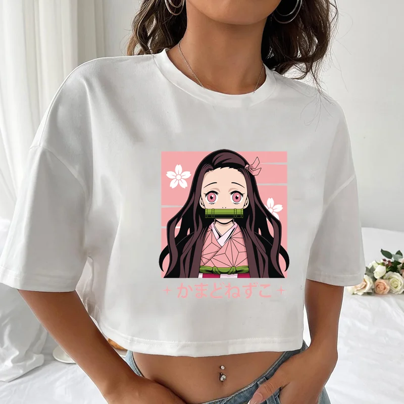 Camiseta con estampado gráfico de Kamado Nezuko para mujer, blusa corta informal a la moda para verano, novedad