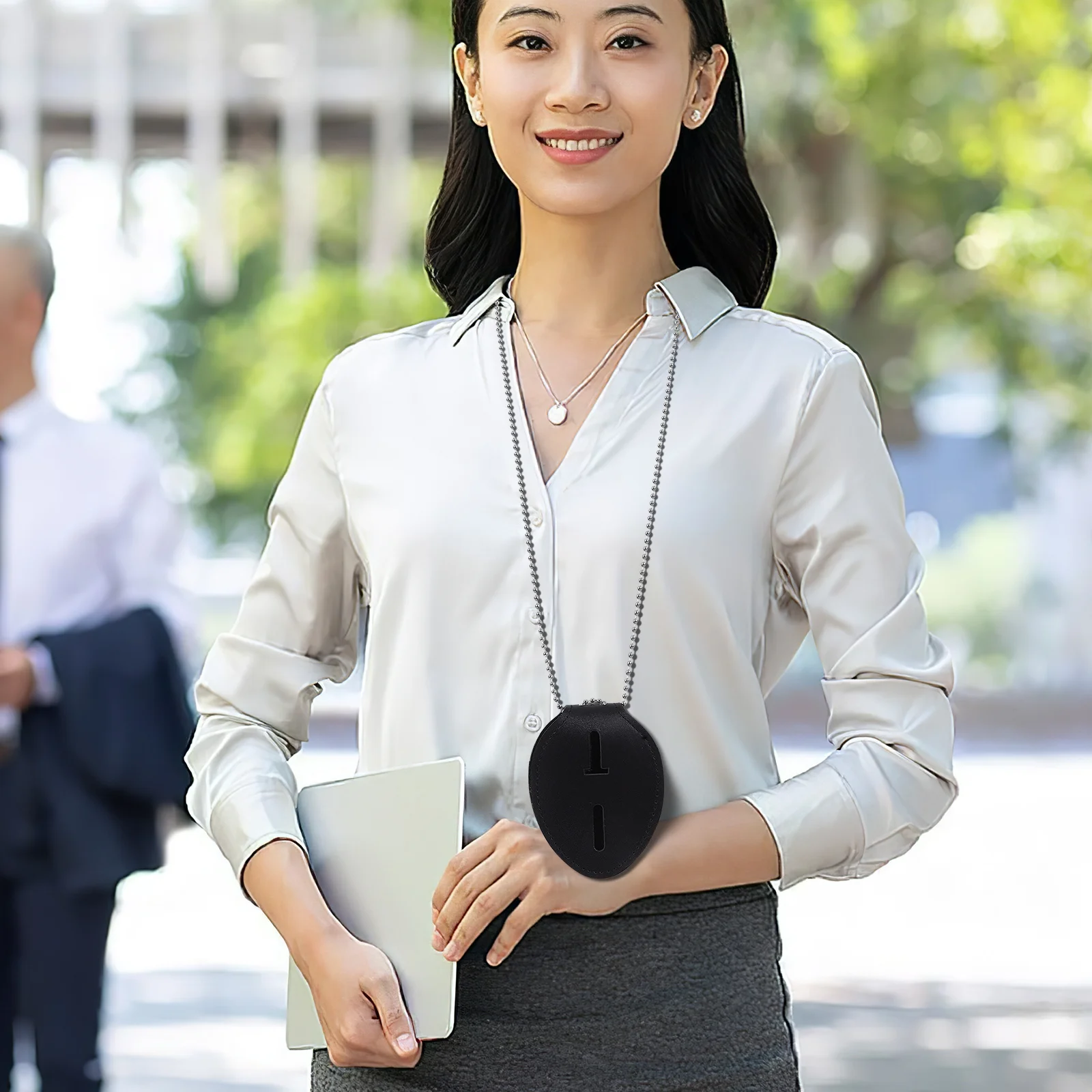 

PU Id Badge Protector Stylish Oval Shape Badge Holder for Men Women Chain Clip Work Accessory Id Holder for Lanyard