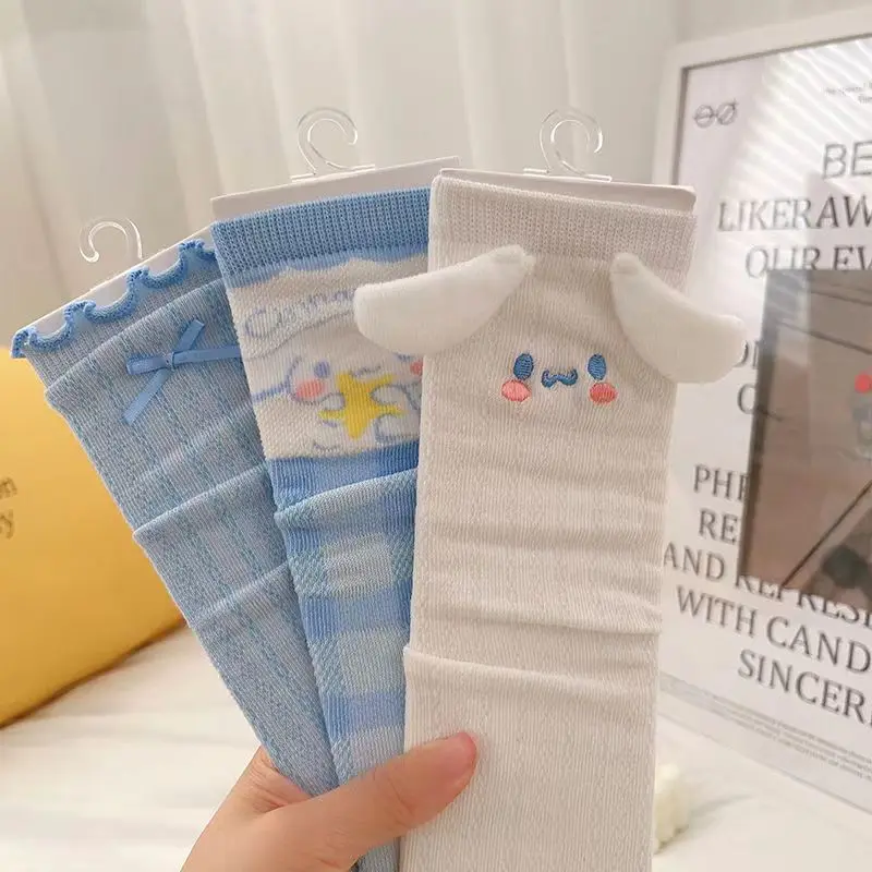 

Kawaii Cinnamoroll Sanrio Student Cute Cartoon Tube Socks Mid Tube Socks Children Warm Stocking Stocking Christmas Gift for Kids