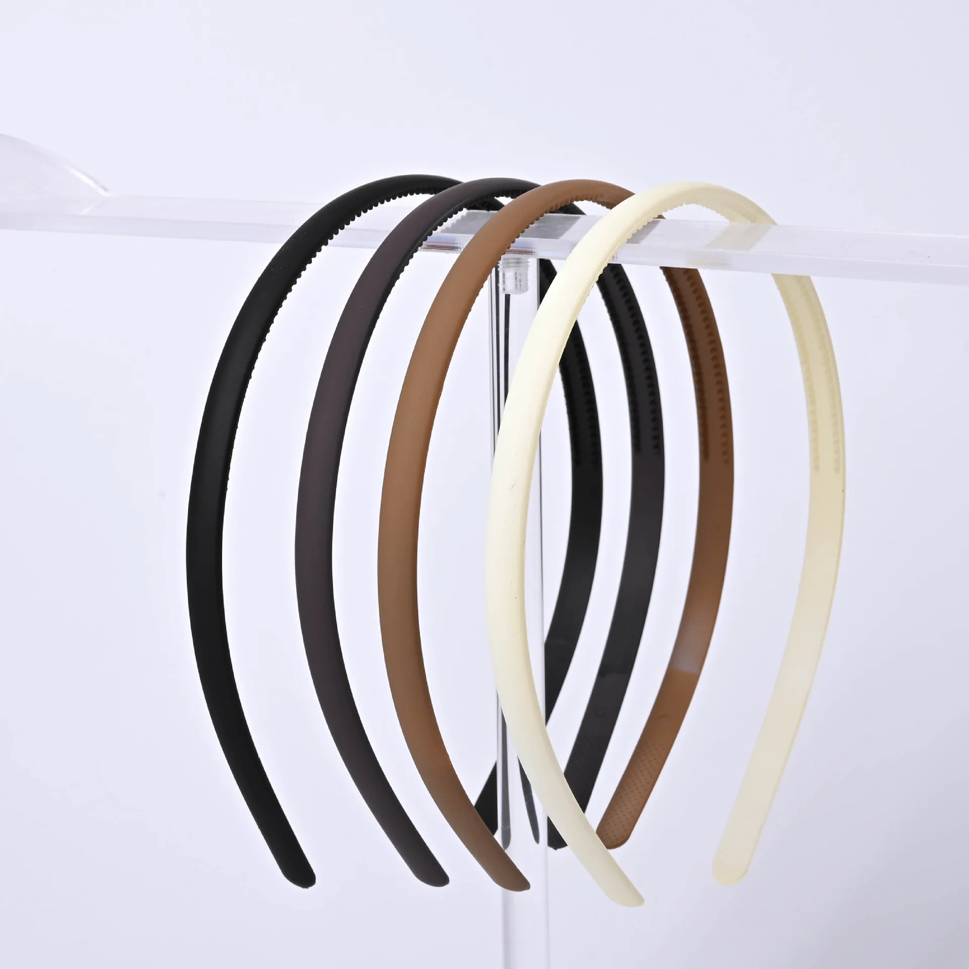 4Pcs Solid Color Matte Headbands 0.8cm Thin Hair Hoop for Women Non-slip Hair Accessory Daily Basic Headband for Makeup and Work