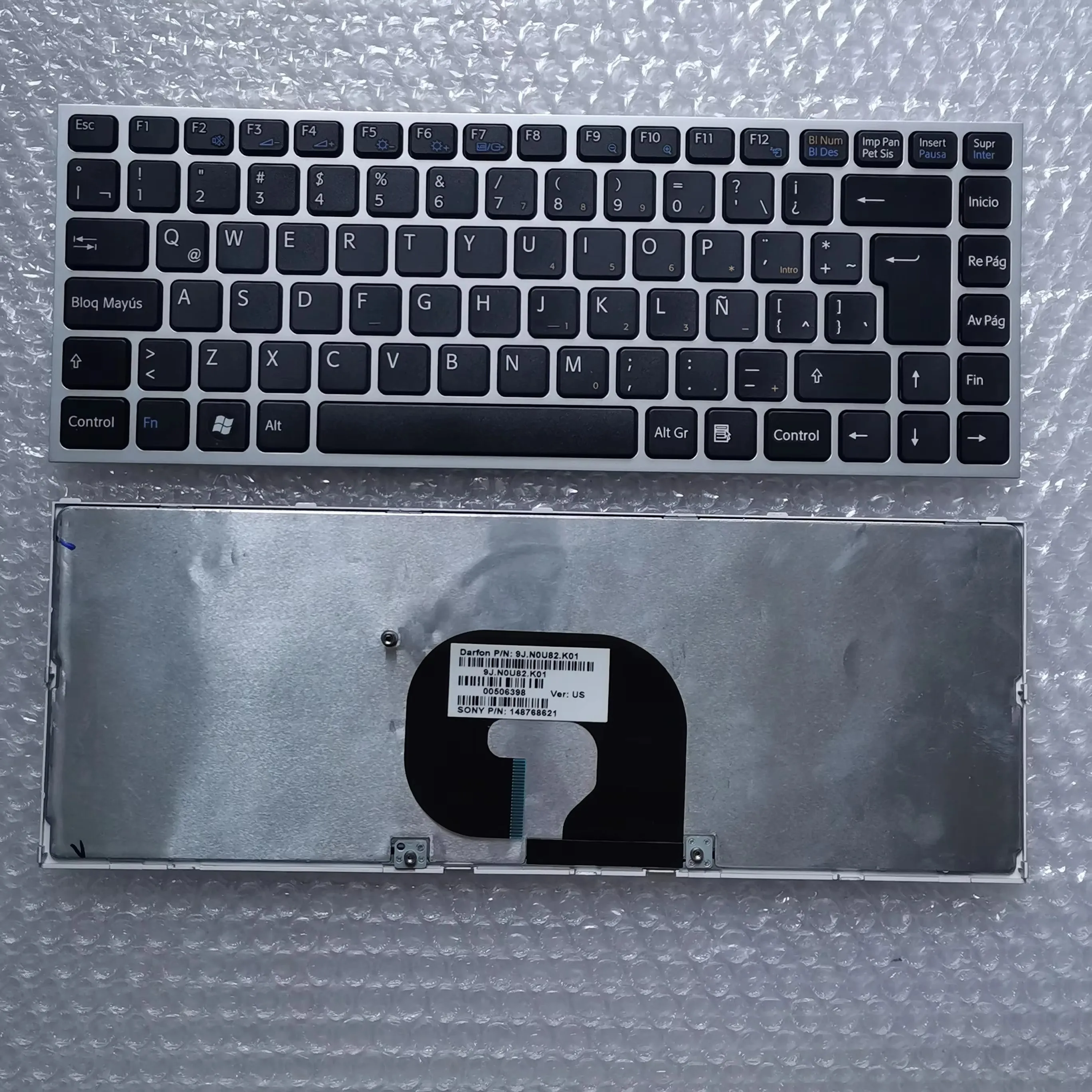 XIN for Sony VAIO VPC-Y Laptop Keyboard Silver Frame Spanish