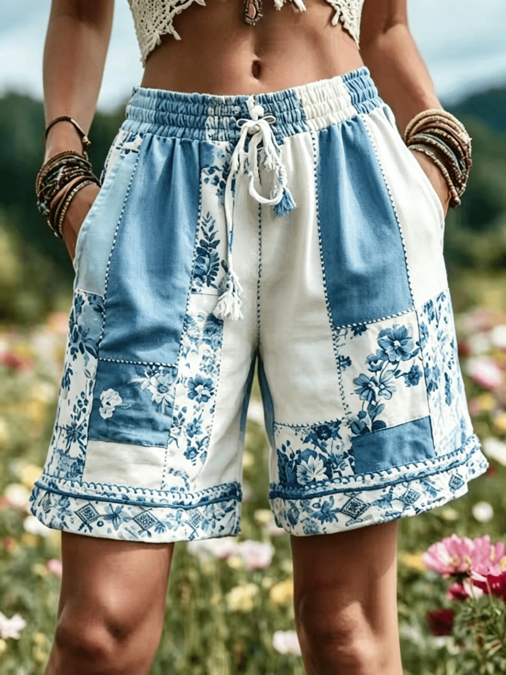 Women's Bohemian Ethnic Style Printed Vacation Shorts, Thin and Breathable, Elastic Waist, A-Line Shorts, Versatile for Travel