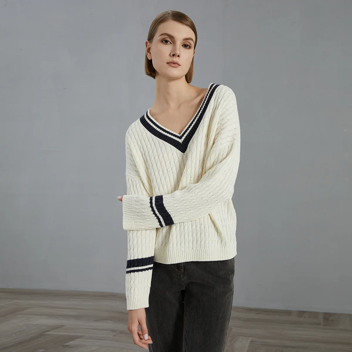 BC822 High Quality Luxury Women's Clothing 100% Wool thick Pullover V neck loose Knitted Sweater Winter