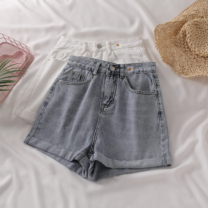 High Waist Daisy Loose Wide Leg Denim Shorts Women Summer 2026 New Korean Version HyunA Style Slimming Shorts Women