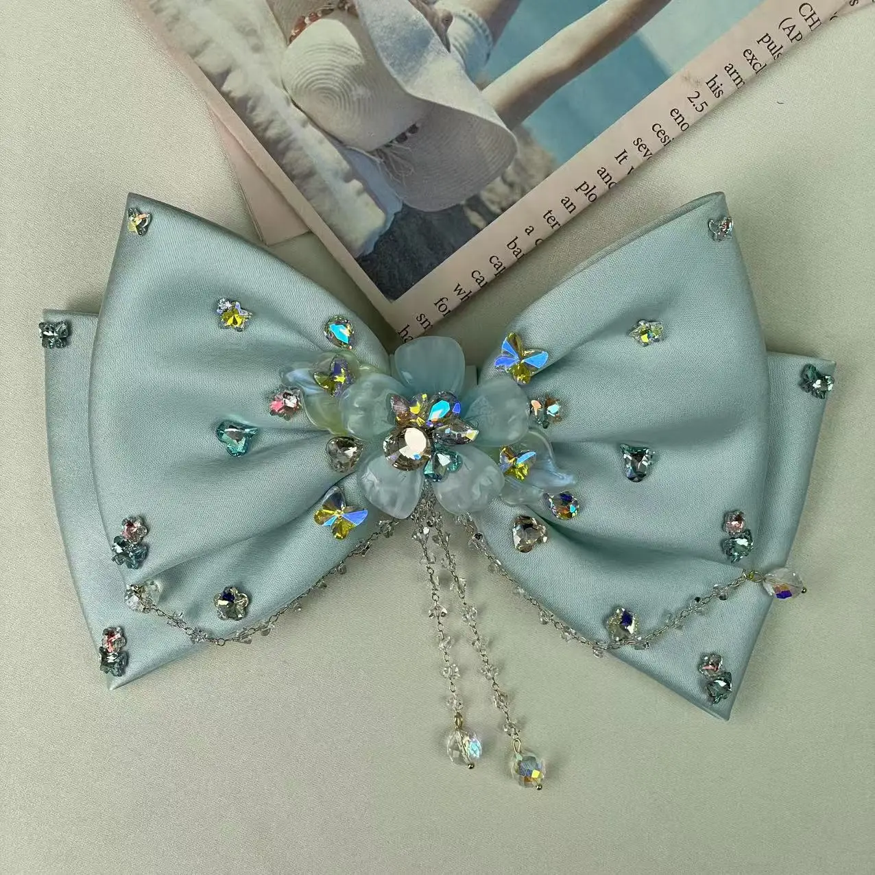 

Корейский стиль, тяжелая промышленность, двухслойная атласная заколка в горошек с бриллиантами, длинная бриллиантовая кисточка, бант, пружинный зажим, аксессуар для волос