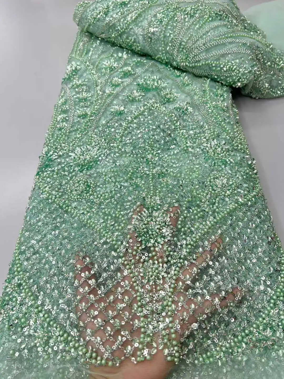 

Luxury Unique High-end Elegance New Fashion Design Fabric Handmade Embroidery Net Lace Beads For Women's Wedding Party Dresses