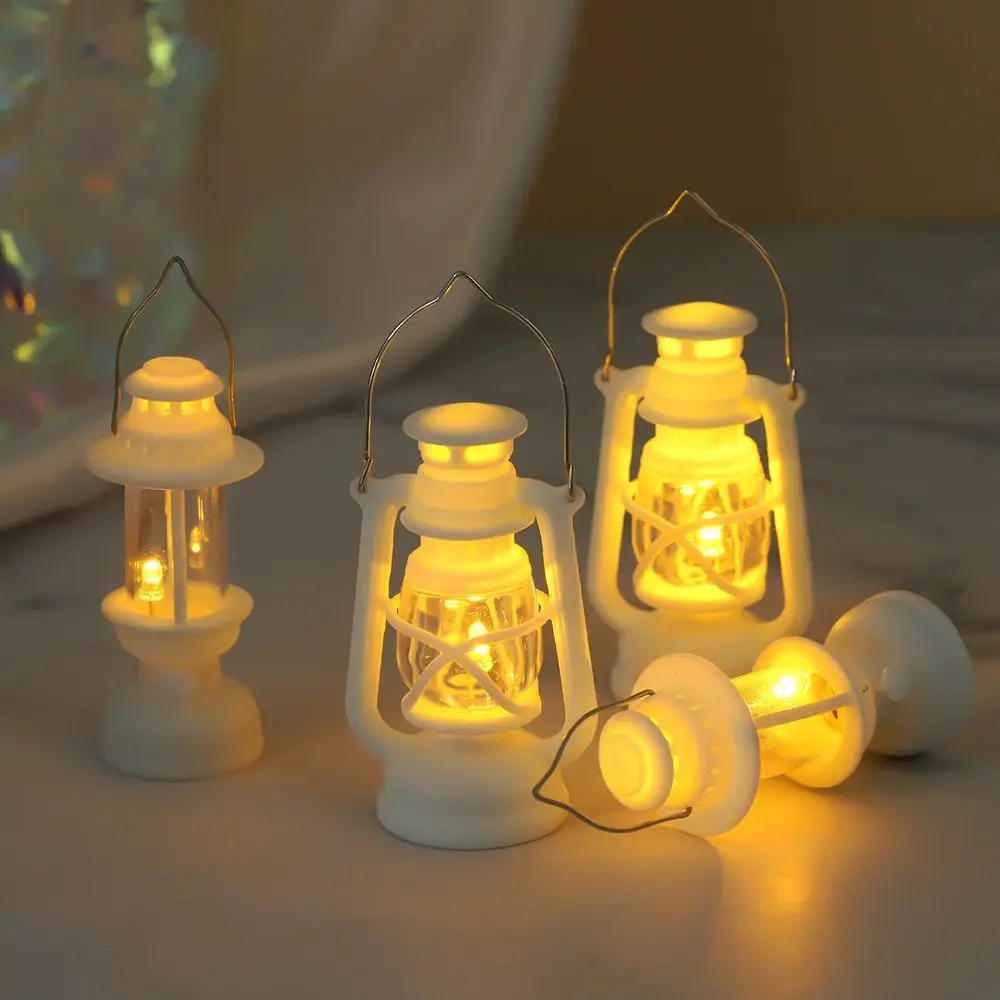 Retro LED Electronic Candle Light Creative Flameless Mini Square Night Lights with Hook Smokeless LED Atmosphere Lamp