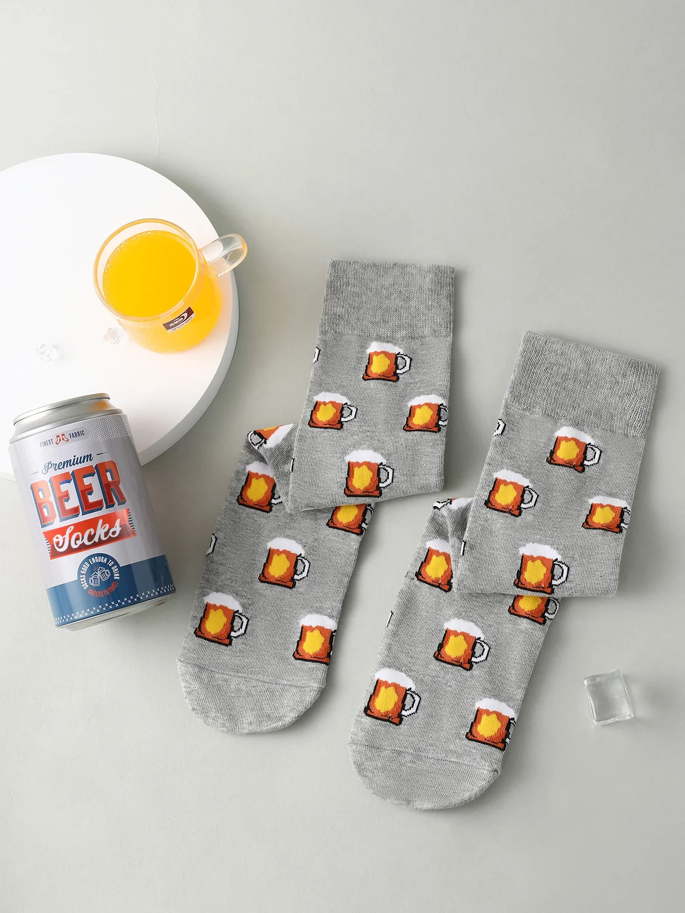 2pairs of unique beer personalized patterns socks men and women on the eve of Halloween Give Friends Gift Socks Four Seasons