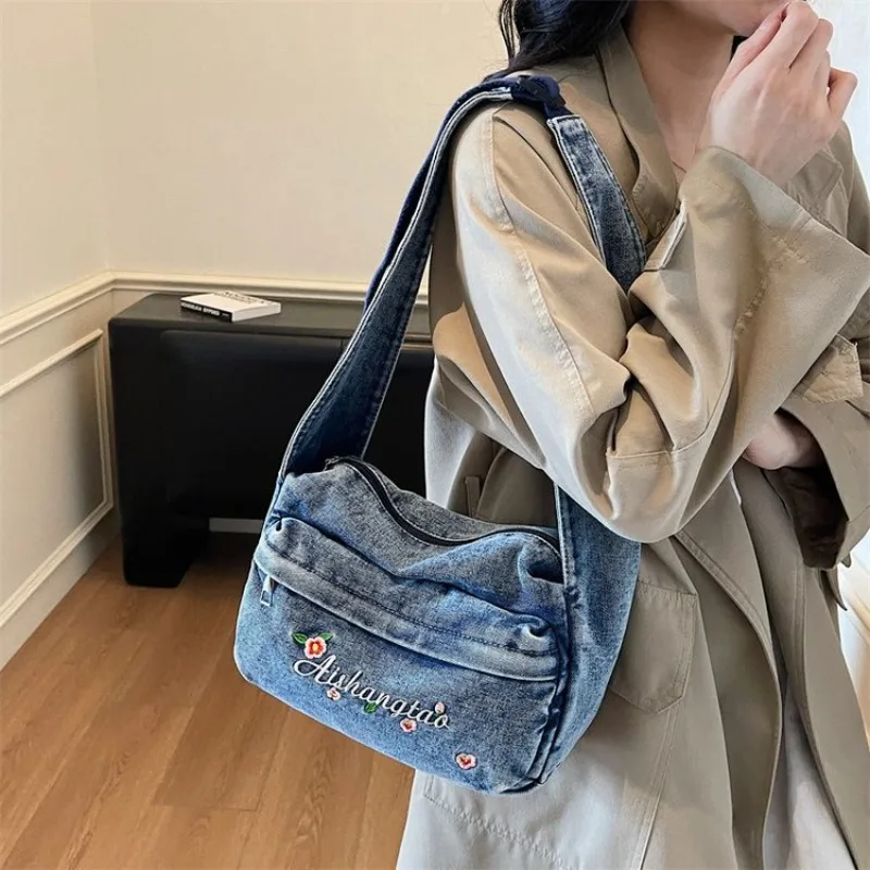 

Элегантная модная сумка-мессенджер для женщин, уникальная кожаная сумка через плечо, классическая текстурированная сумка-тоут, которую можно использовать как практичную сумку для подгузников.